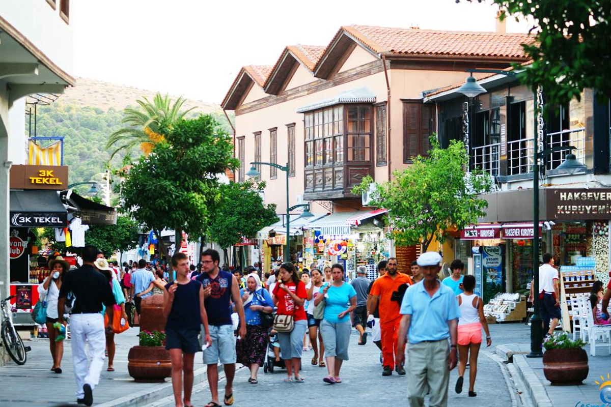 Çeşme Çarşısında Yapılacaklar