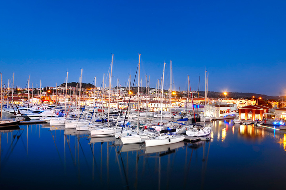 Çeşme Marina Nasıl Gidilir?
