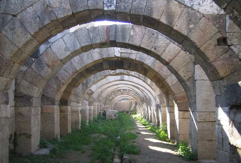  İzmir Agora Ören Yeri'nin Tarihi